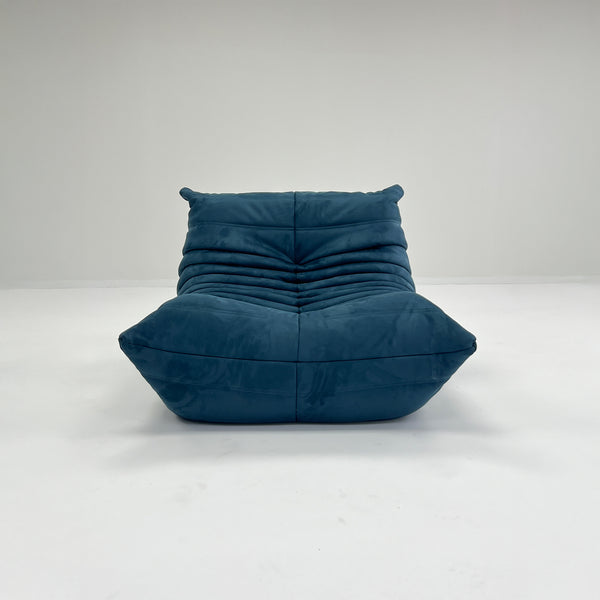 Unique Luxury Fabric Armchair - Comfort and Timeless Elegance
