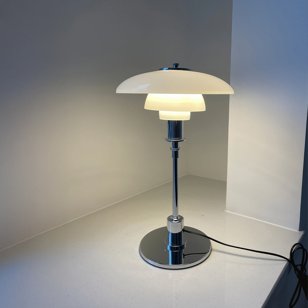 Modern Glass and Metal Table Lamp – Silver or Gold Finish