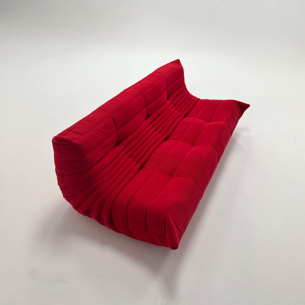 Modern 3 Seater Corduroy Relax Sofa – Sculptural Design and Elegant Texture