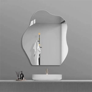 Miroir Irregulier de Charme.