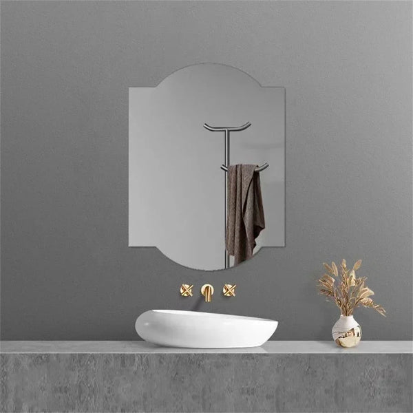 Miroir Irregulier de Charme.