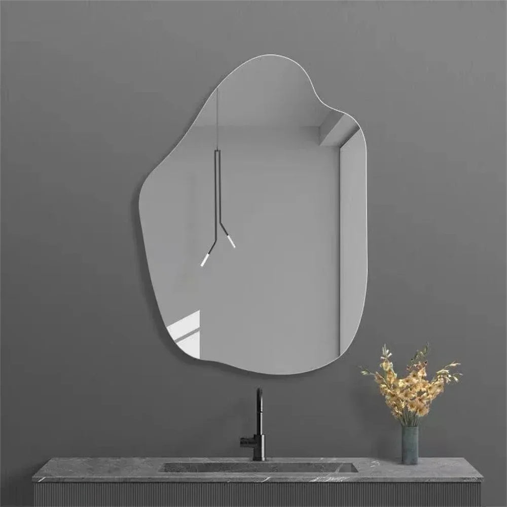 Miroir Irregulier de Charme.