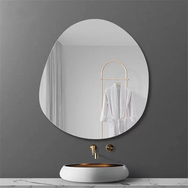 Miroir Irregulier de Charme.