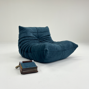 Unique Luxury Fabric Armchair - Comfort and Timeless Elegance
