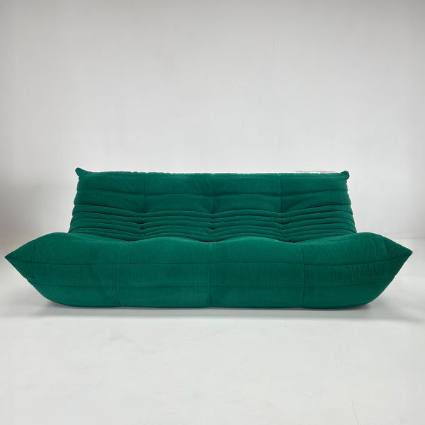 Modern 3 Seater Corduroy Relax Sofa – Sculptural Design and Elegant Texture