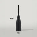Slender Sculptural Vase – Modern Ceramic Black or White