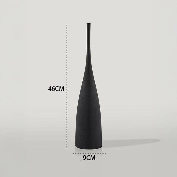 Slender Sculptural Vase – Modern Ceramic Black or White